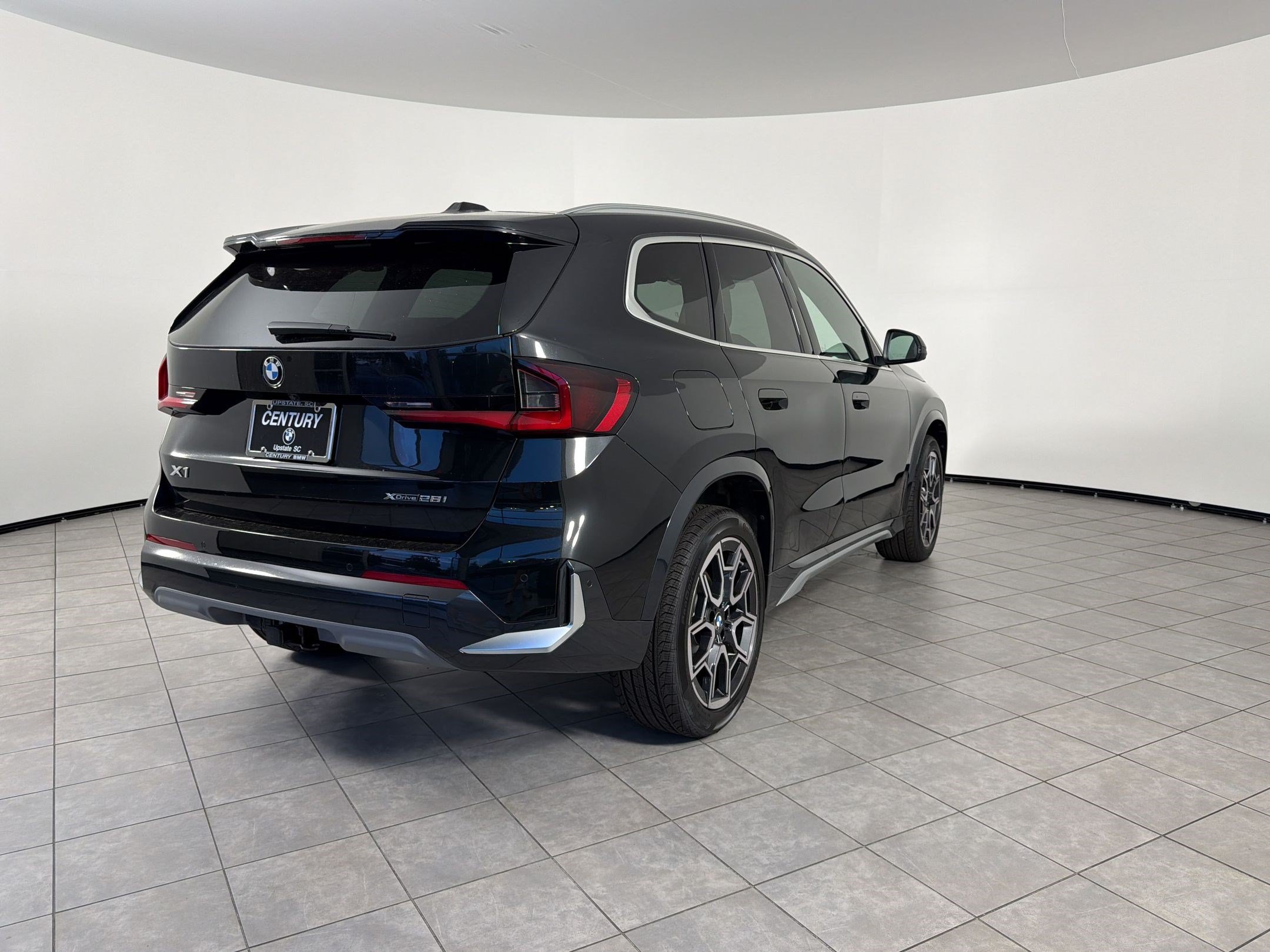 New 2026 BMW X1 xDrive28i w/ Technology Package AWD/4WD image 9