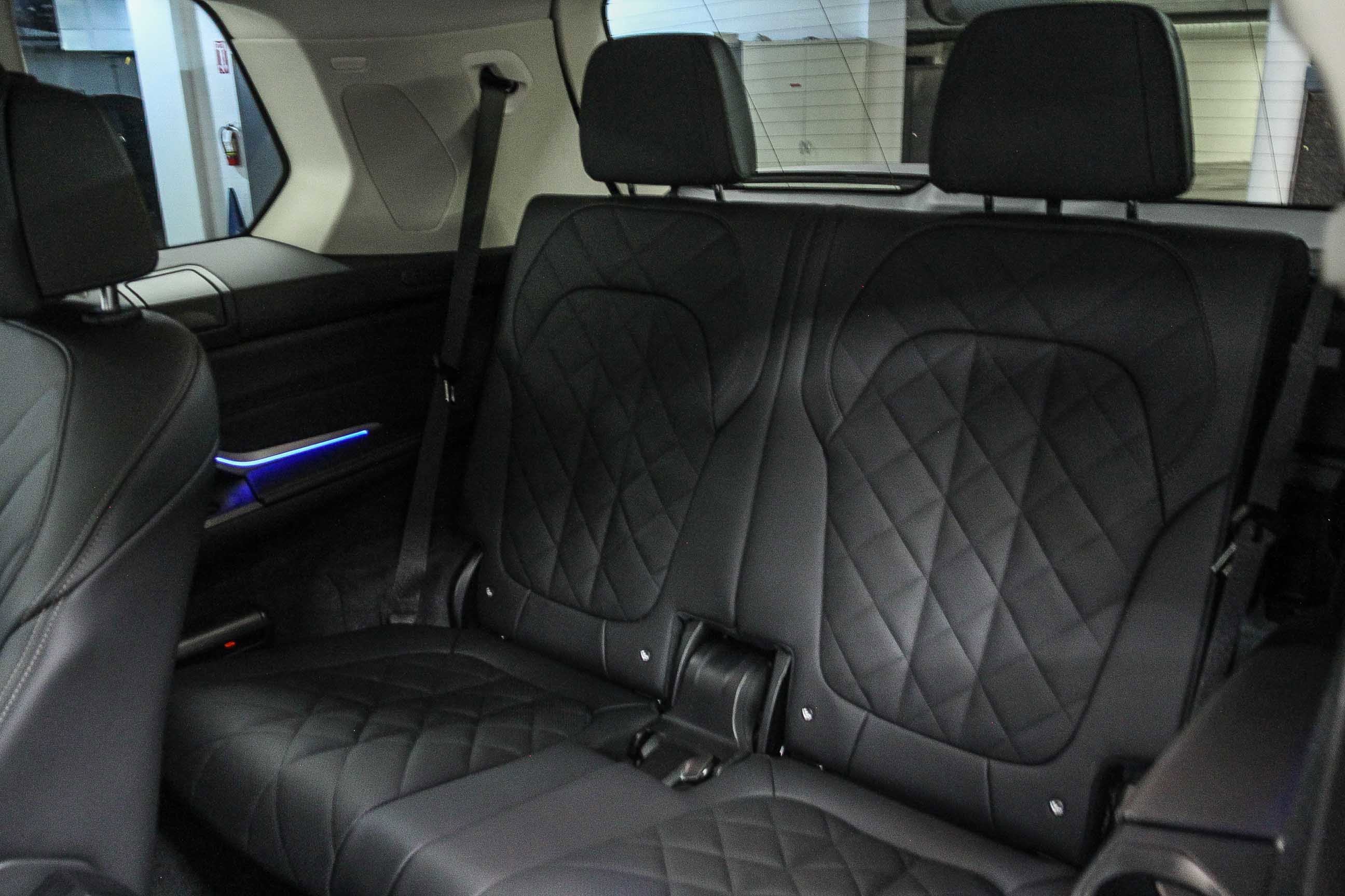 Used 2026 BMW X7 xDrive40i AWD/4WD image 18