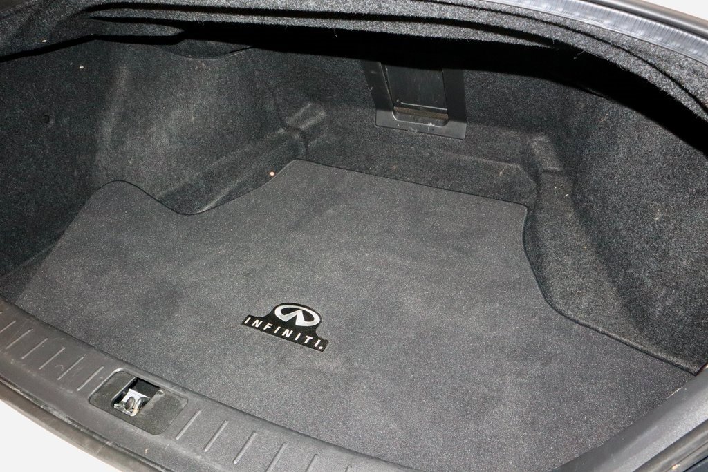 Used 2017 INFINITI Q70 3.7 w/ Technology Package image 16