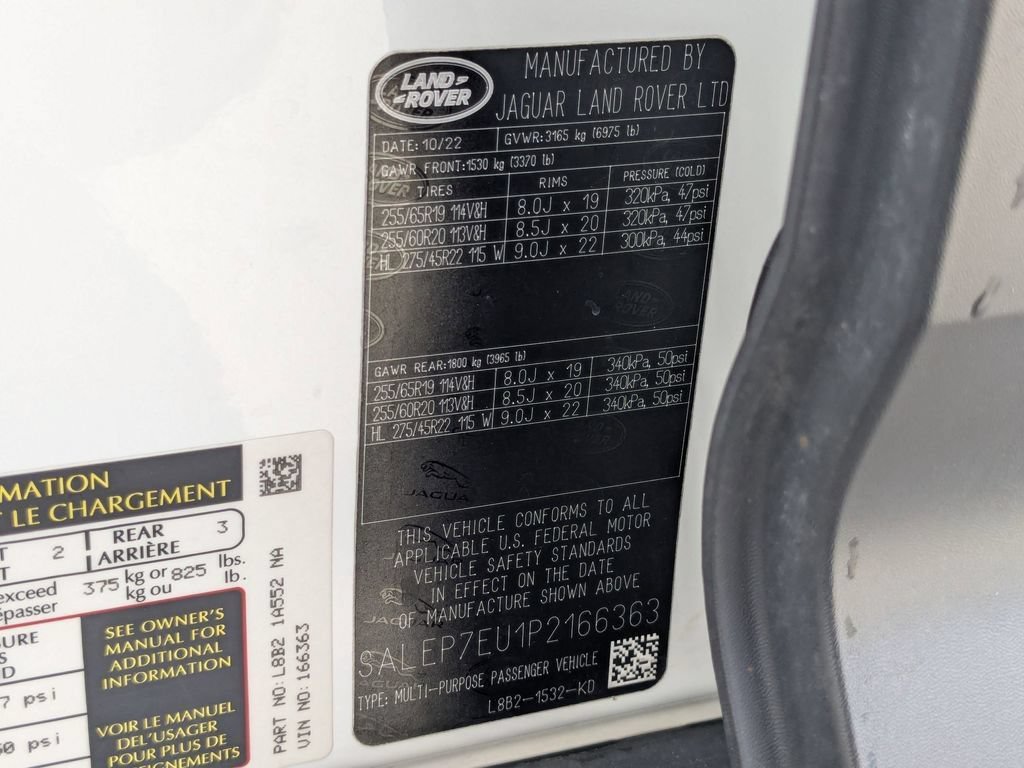Used 2023 Land Rover Defender 110 SE AWD/4WD image 34