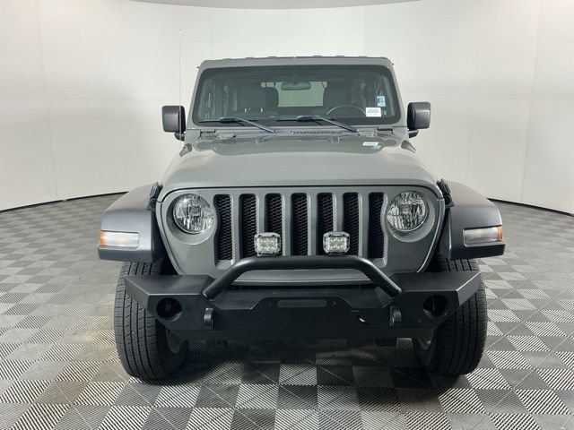 Used 2019 Jeep Wrangler Sport AWD/4WD image 2