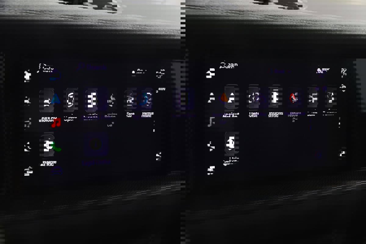 Used 2024 Porsche Cayenne Turbo GT image 46