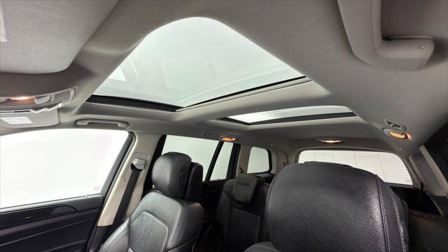 Used 2017 Mercedes-Benz GLS 550 4MATIC w/ Driver Assistance Package image 41