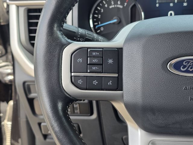 Used 2023 Ford Expedition XLT AWD/4WD image 30