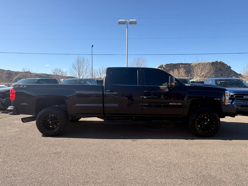 Used 2018 Chevrolet Silverado 2500 LT w/ LT Convenience Package AWD/4WD image 6