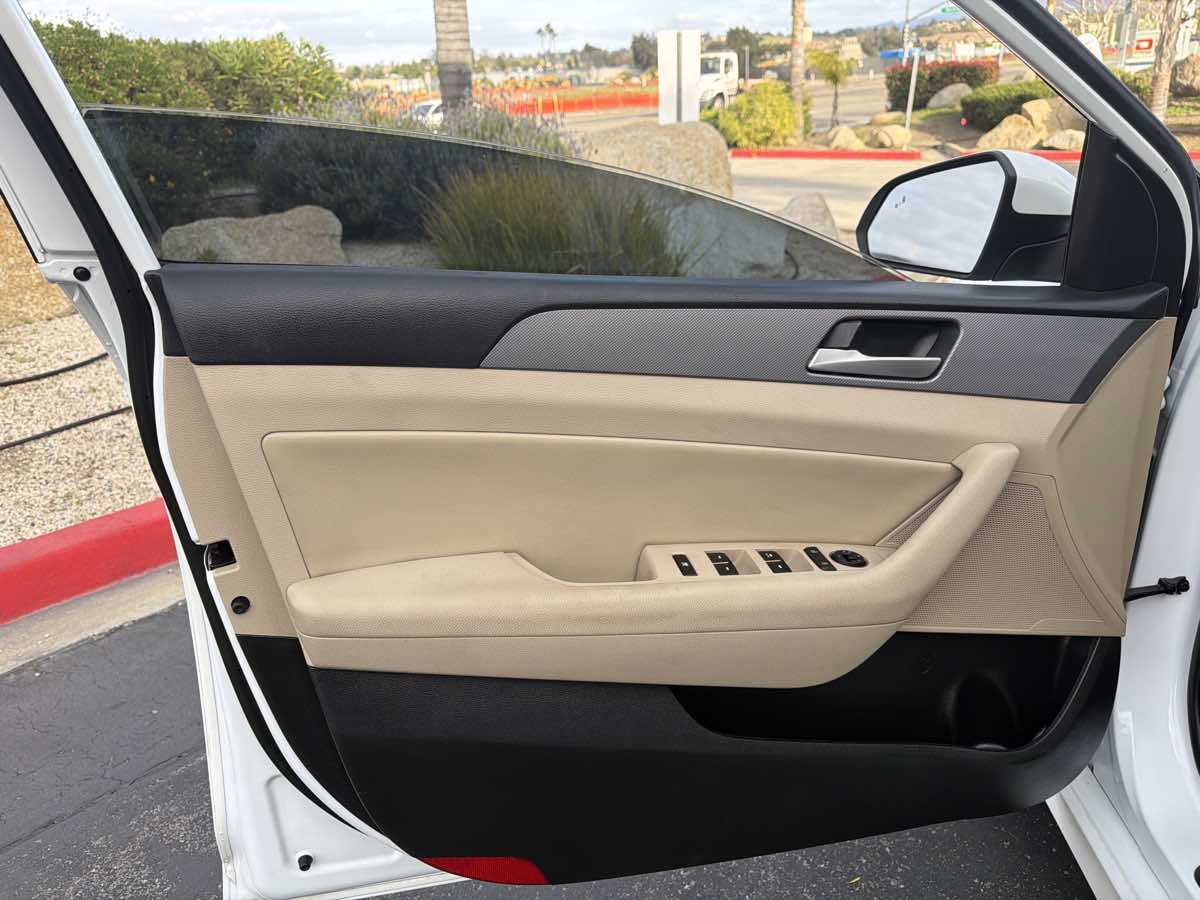 Used 2018 Hyundai Sonata SEL image 30