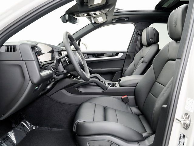New 2026 Porsche Cayenne image 6
