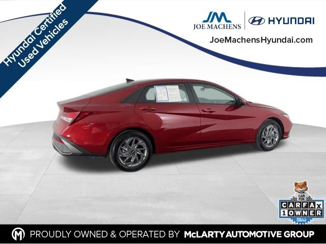 Certified 2024 Hyundai Elantra SEL image 8