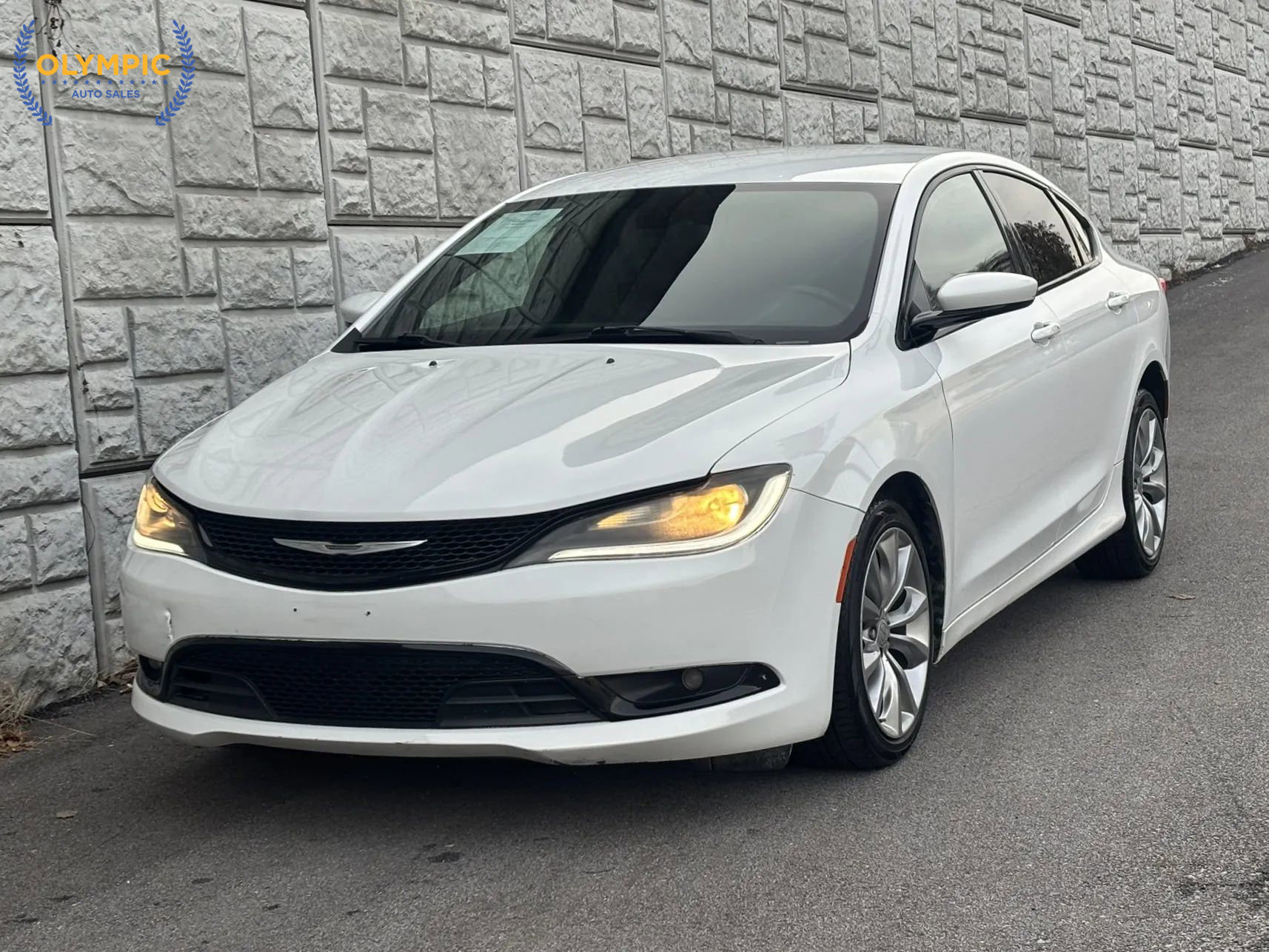 Used 2015 Chrysler 200 S