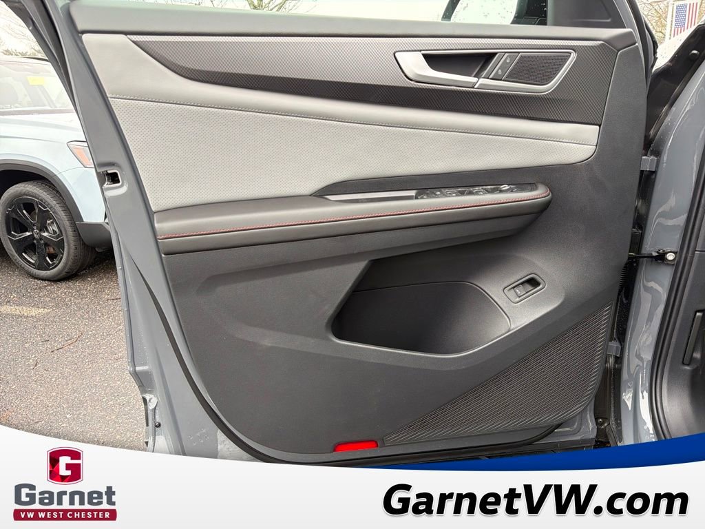 New 2026 Volkswagen Atlas Peak Edition image 10
