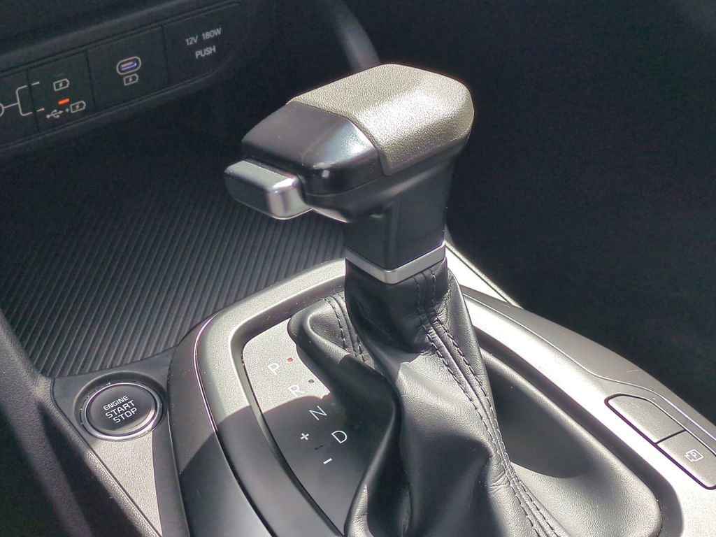 Used 2025 Kia K4 LXS image 19