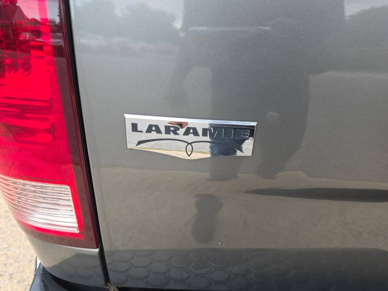 Used 2010 Dodge Ram 1500 Truck Laramie AWD/4WD image 8