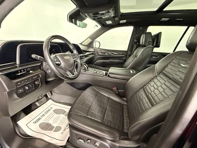 Used 2023 Cadillac Escalade V AWD/4WD image 15