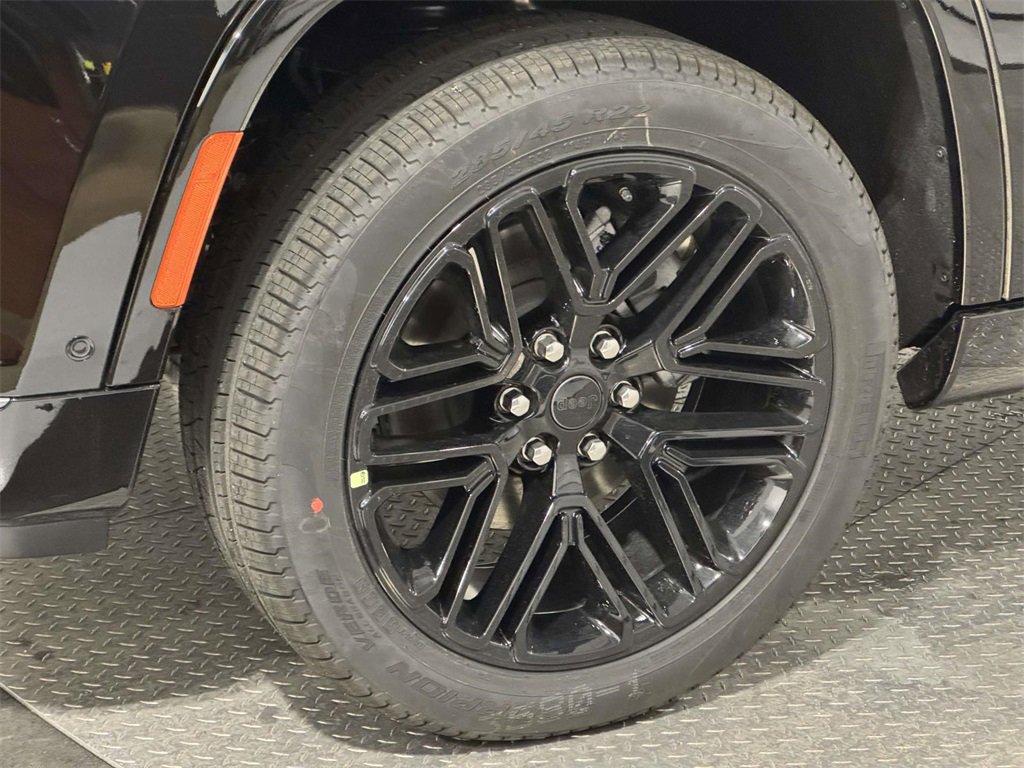 New 2026 Jeep Grand Wagoneer L Limited image 9