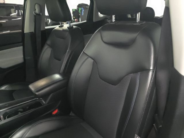 Used 2022 Jeep Compass Latitude w/ Convenience Group image 17