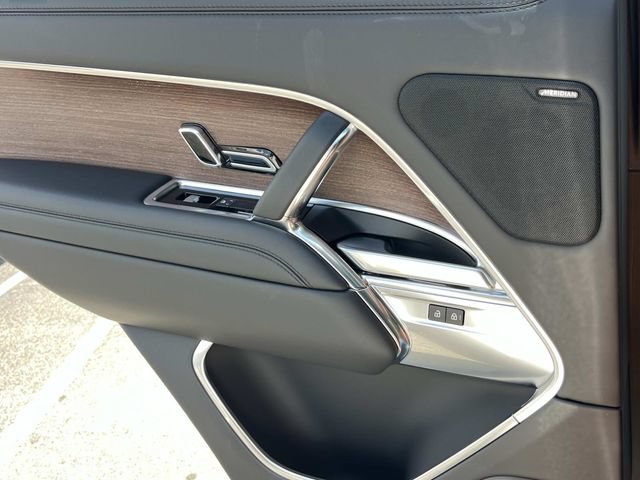 Used 2024 Land Rover Range Rover SE AWD/4WD image 24
