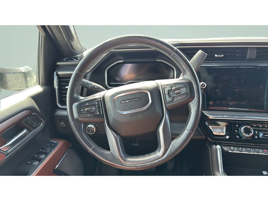 Used 2024 GMC Sierra 3500 Denali Ultimate AWD/4WD image 11