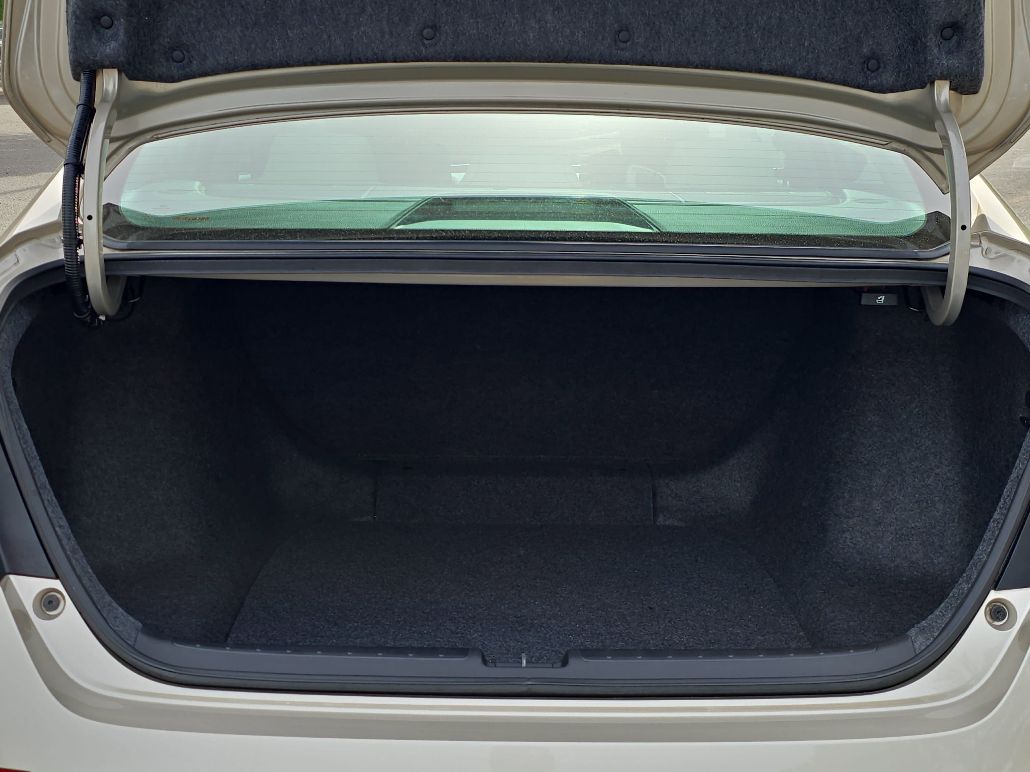 Used 2019 Honda Accord LX image 13