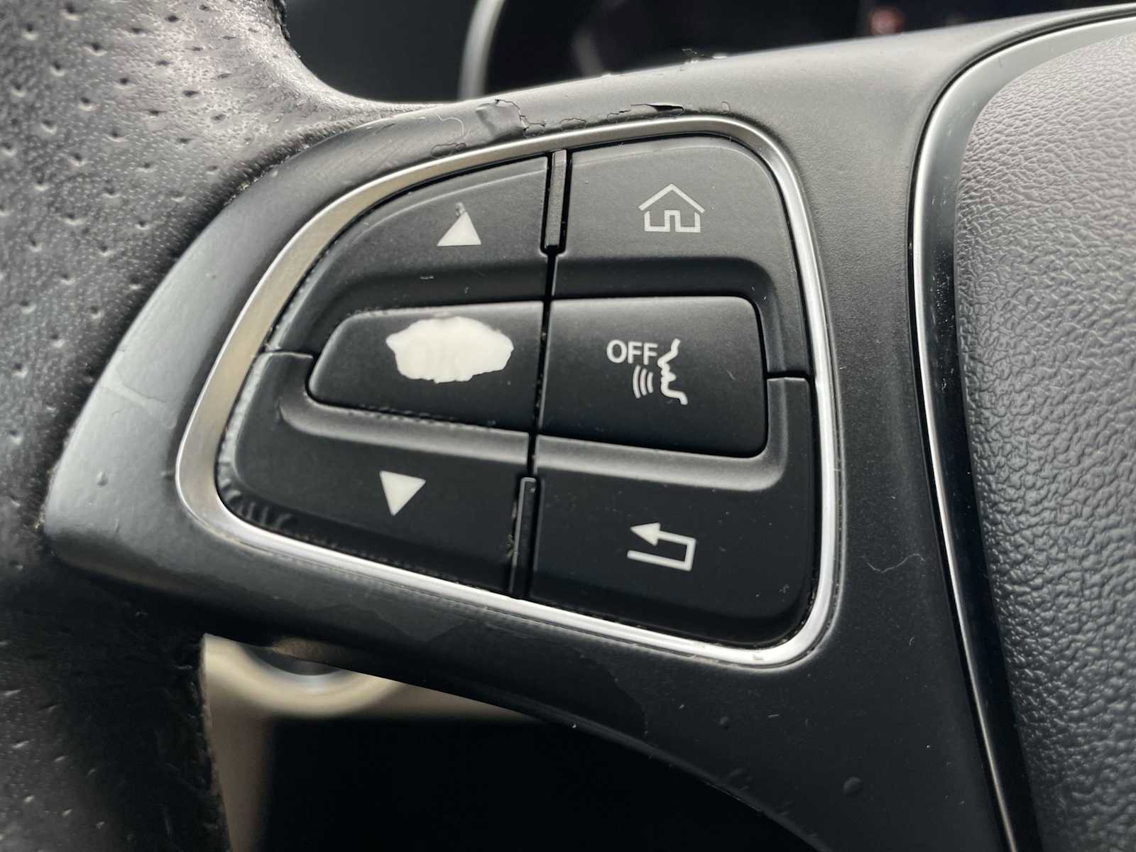 Used 2018 Mercedes-Benz C 300 Sedan image 15