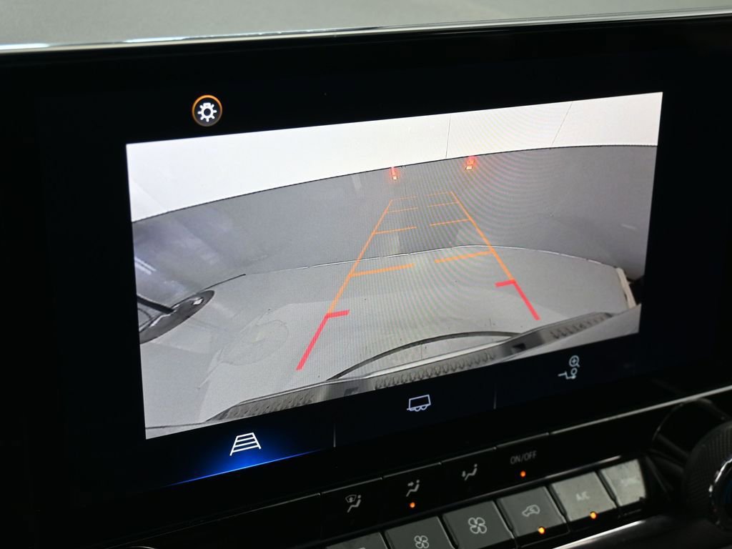 Used 2023 Chevrolet Colorado LT w/ LT Convenience Package image 22