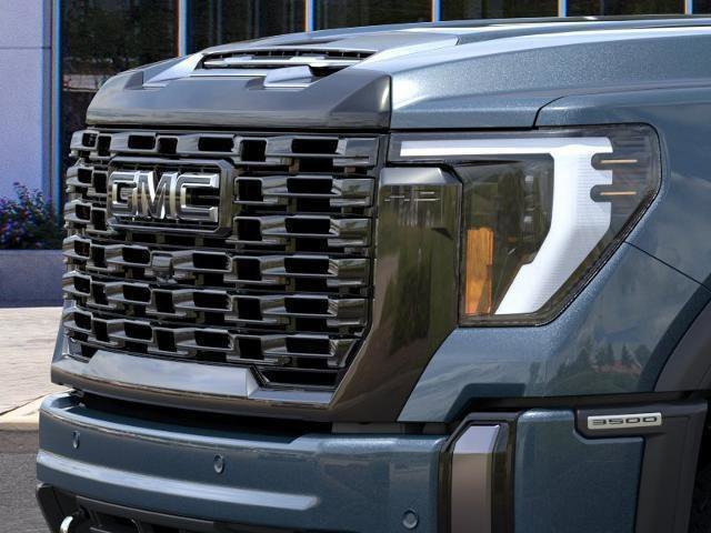 New 2026 GMC Sierra 3500 Denali Ultimate AWD/4WD image 13