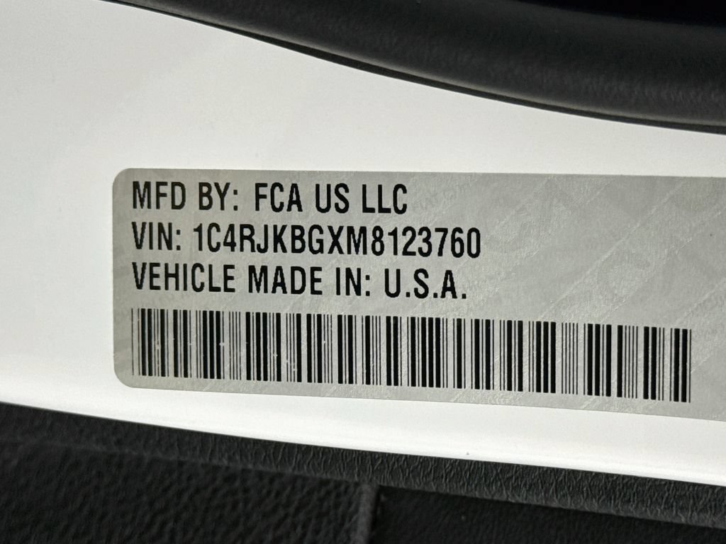 Used 2021 Jeep Grand Cherokee L Limited AWD/4WD image 39