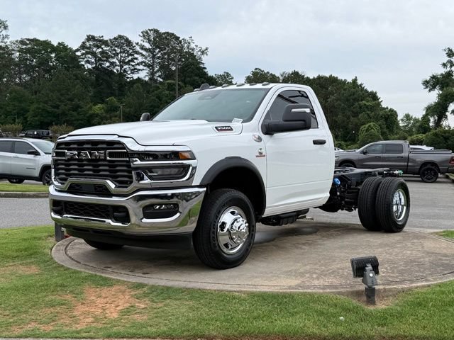 New 2026 RAM 3500 Tradesman AWD/4WD image 3