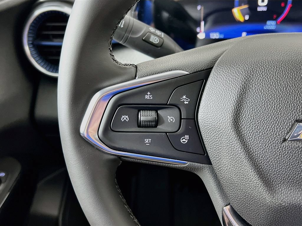 New 2026 Chevrolet Trax LT w/ Driver Confidence Package FWD image 32