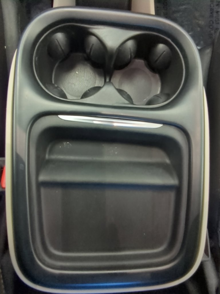 Used 2020 Chrysler Pacifica Touring-L FWD image 35