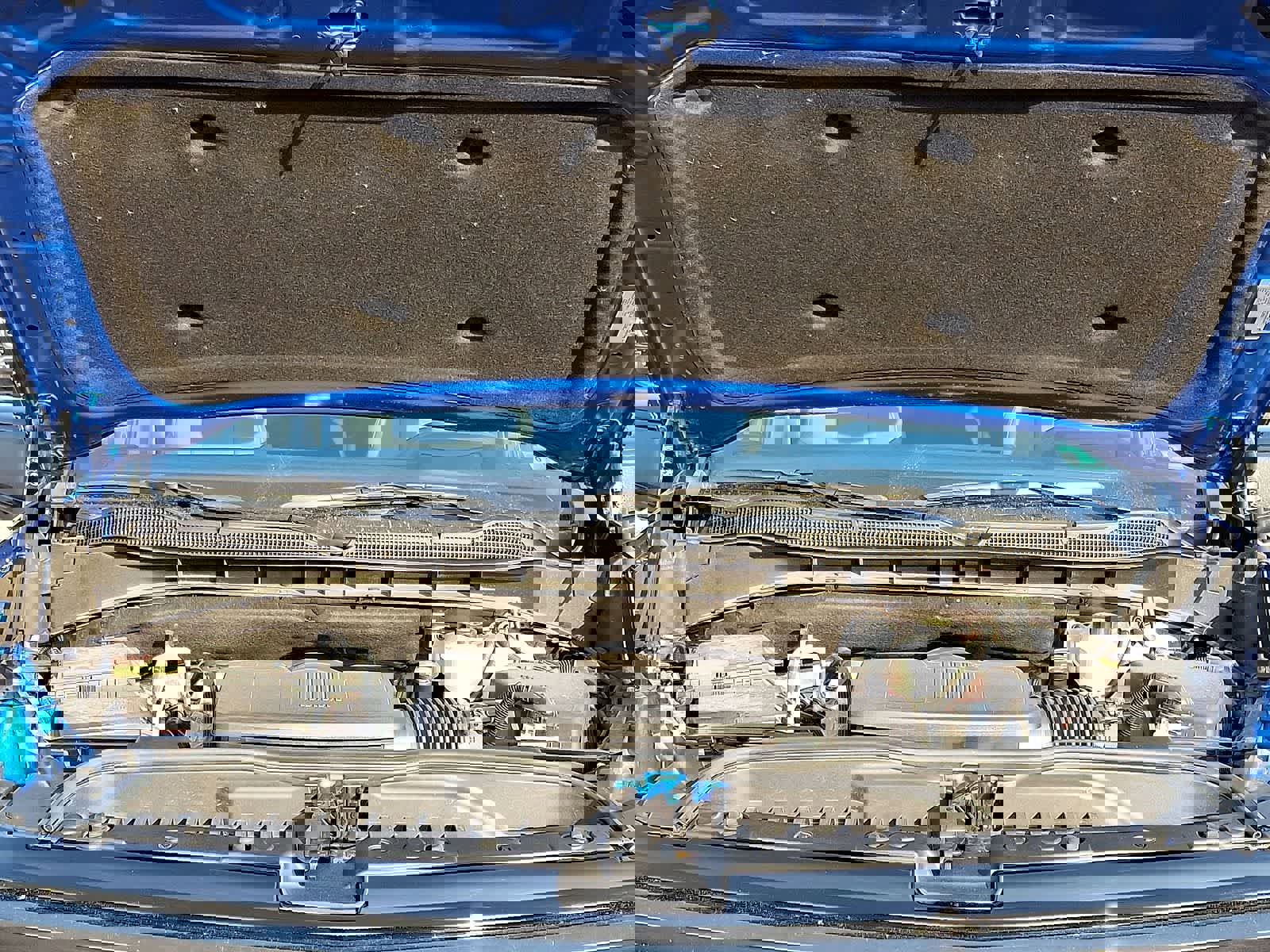 Used 2023 Chevrolet Silverado 1500 ZR2 w/ Technology Package image 36