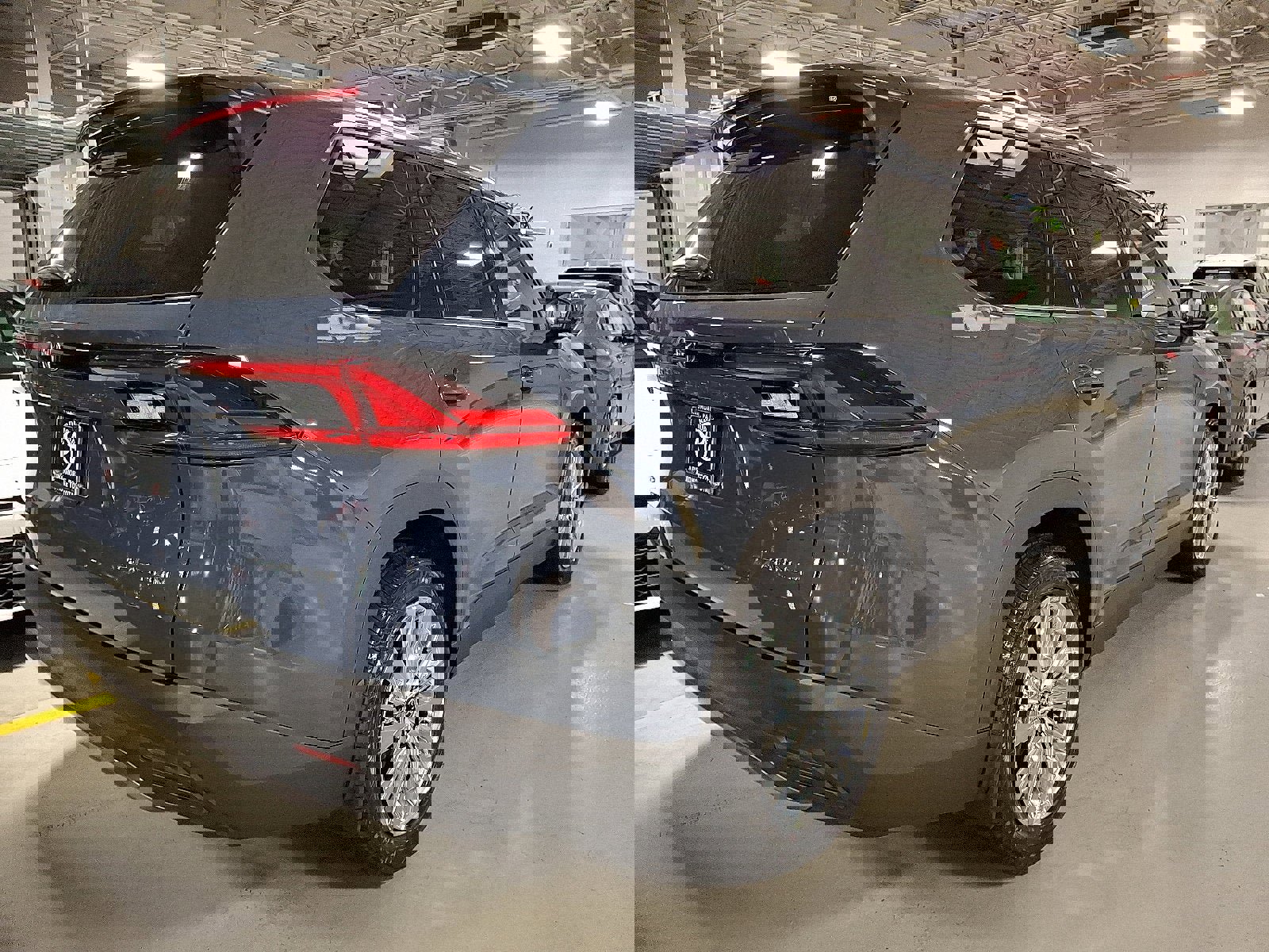 New 2026 Toyota Grand Highlander Platinum image 3