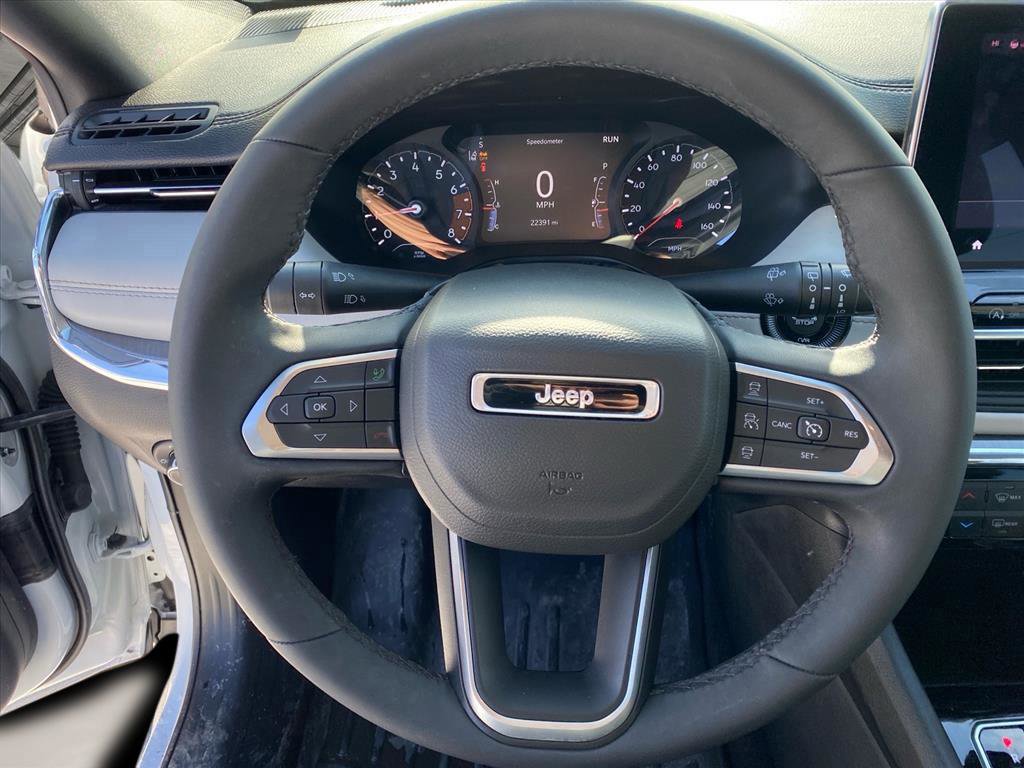 Used 2023 Jeep Compass Limited image 6