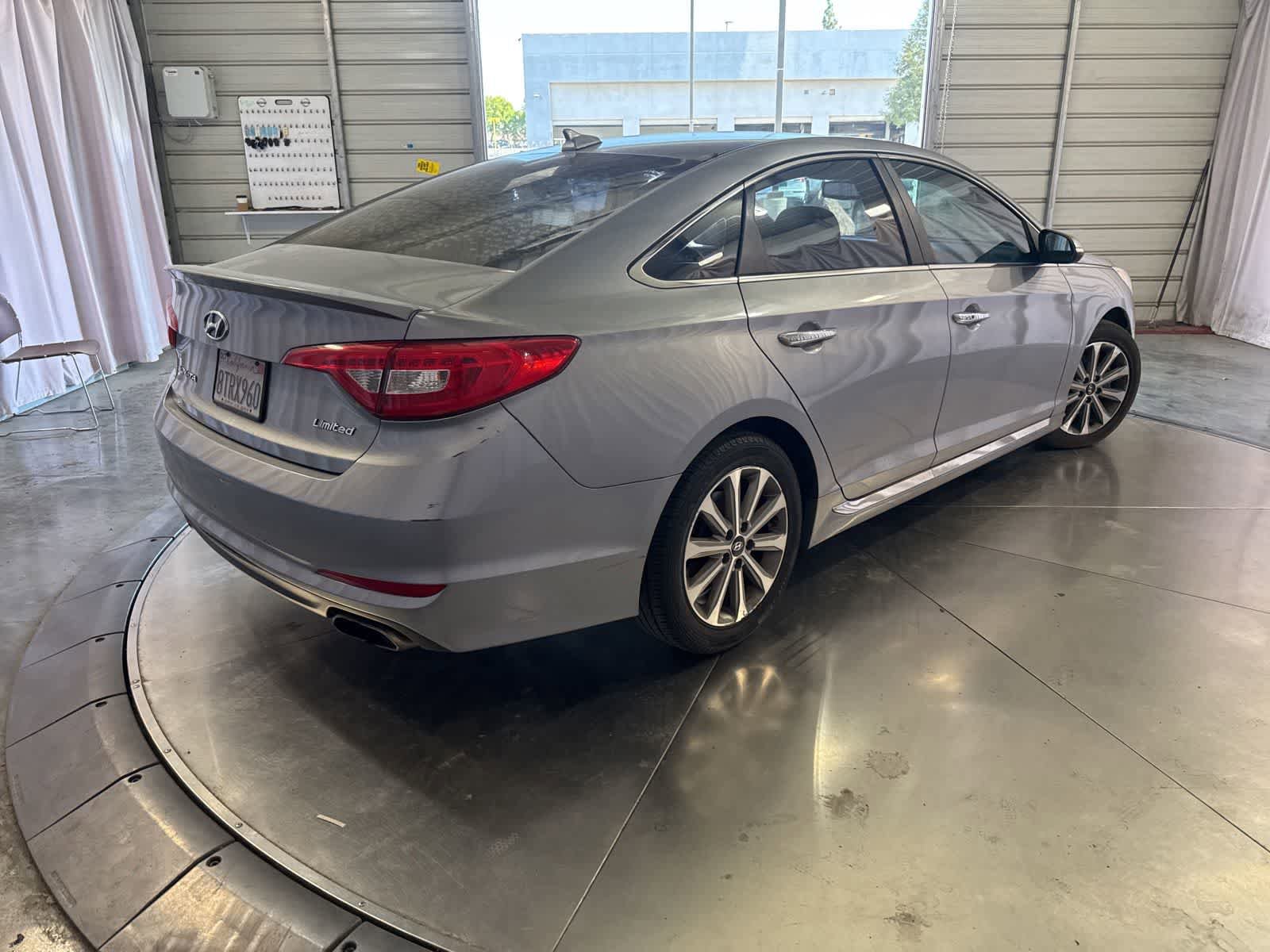 Used 2016 Hyundai Sonata Limited w/ Cargo Package FWD image 5
