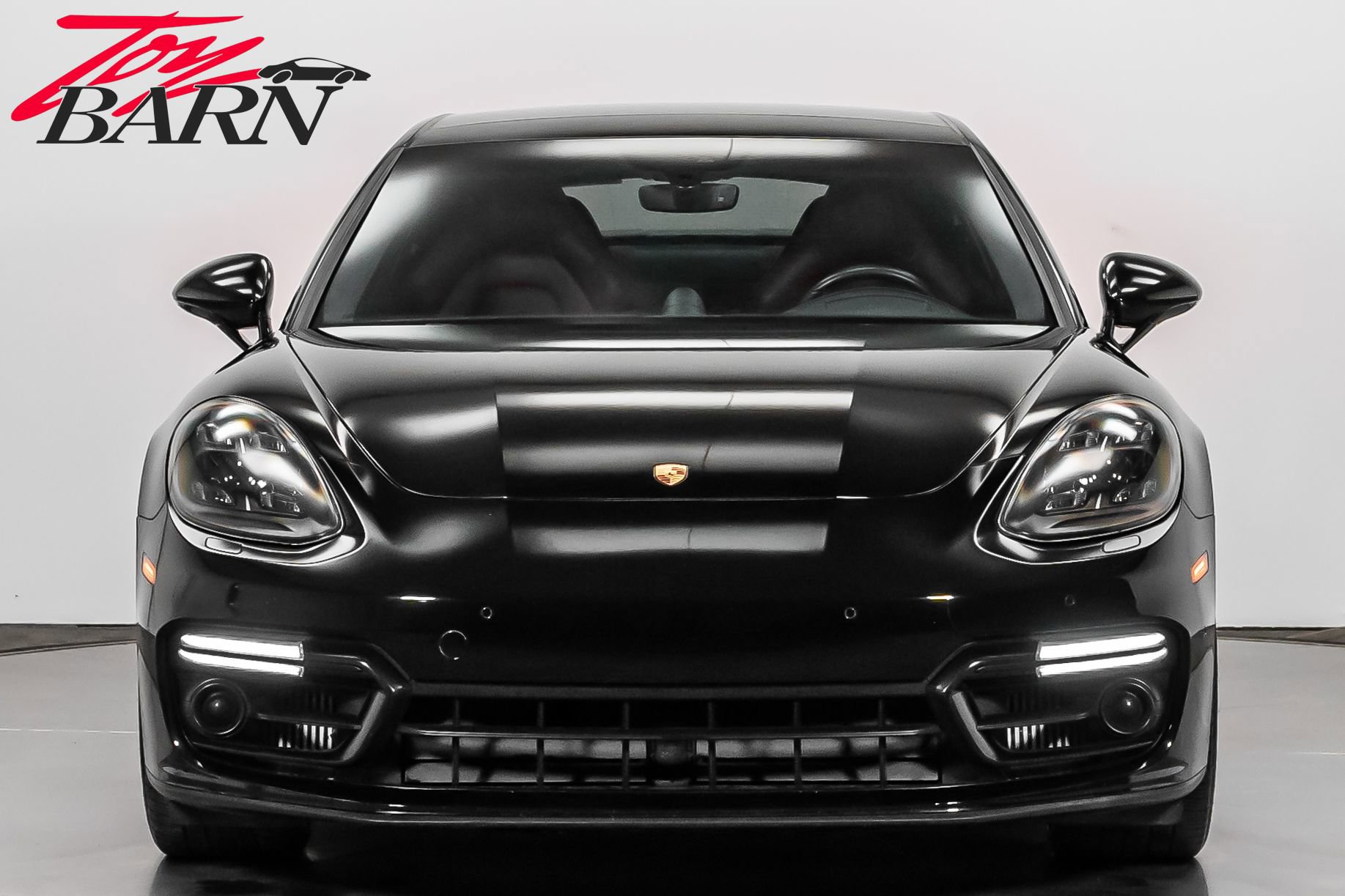 Used 2019 Porsche Panamera GTS image 8