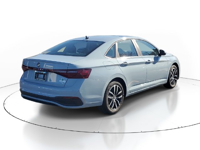 New 2027 Volkswagen Jetta SE FWD image 4