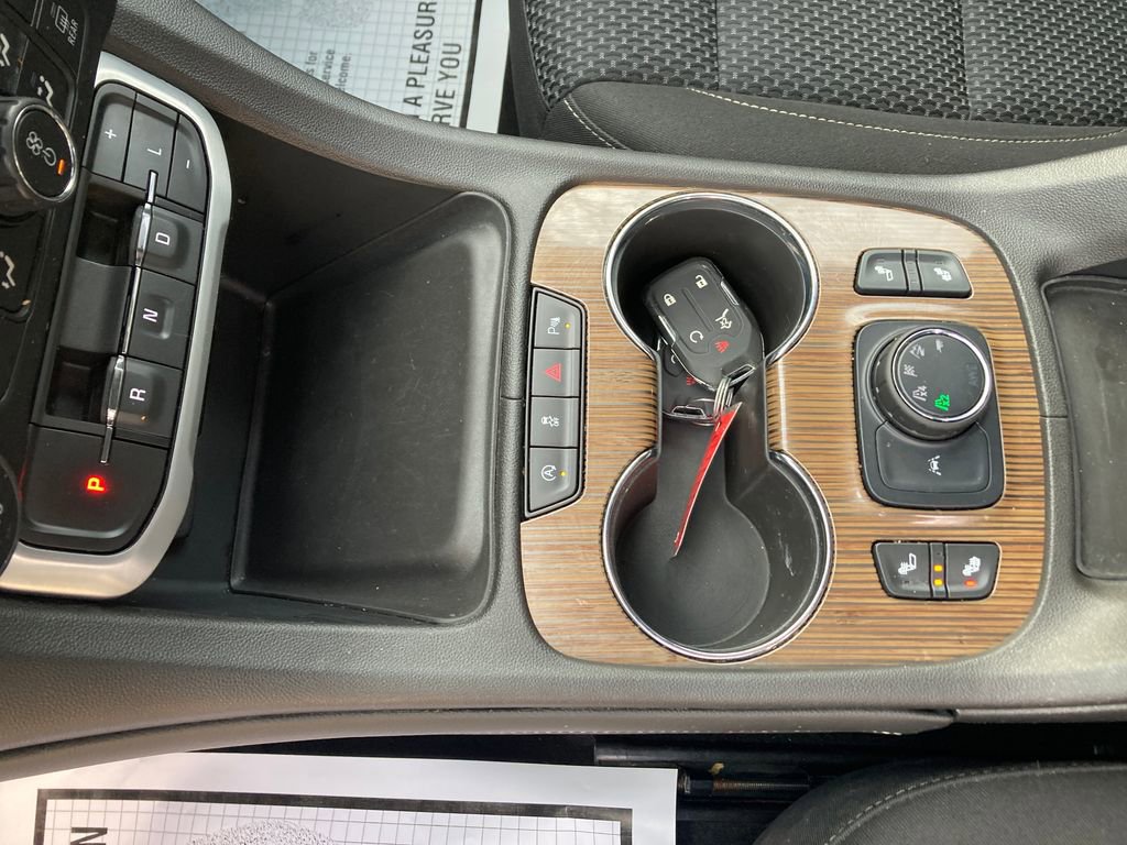 Used 2021 GMC Acadia SLE w/ Driver Convenience Package image 36