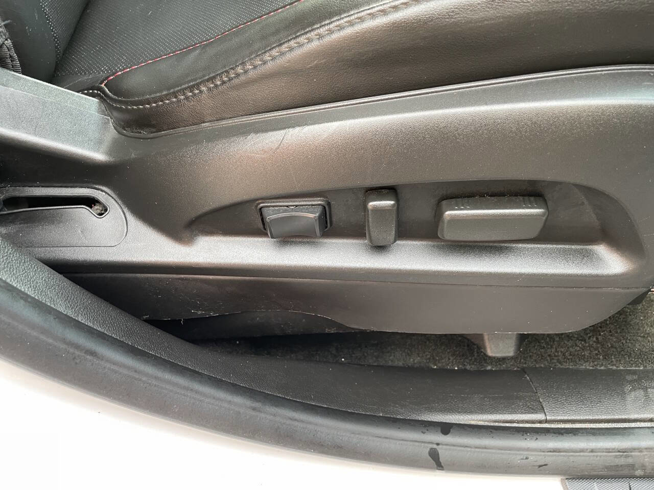 Used 2013 Chevrolet Equinox LTZ image 31