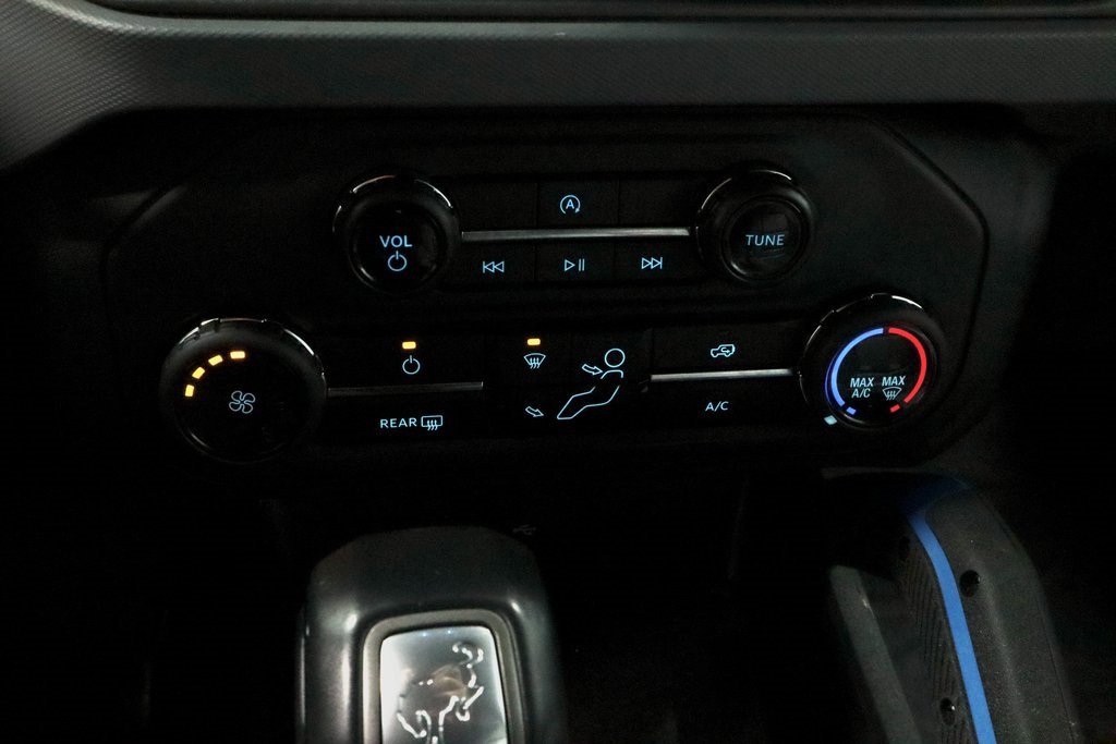 Certified 2024 Ford Bronco Black Diamond image 24