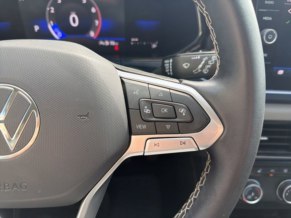 Used 2022 Volkswagen Taos SE image 27