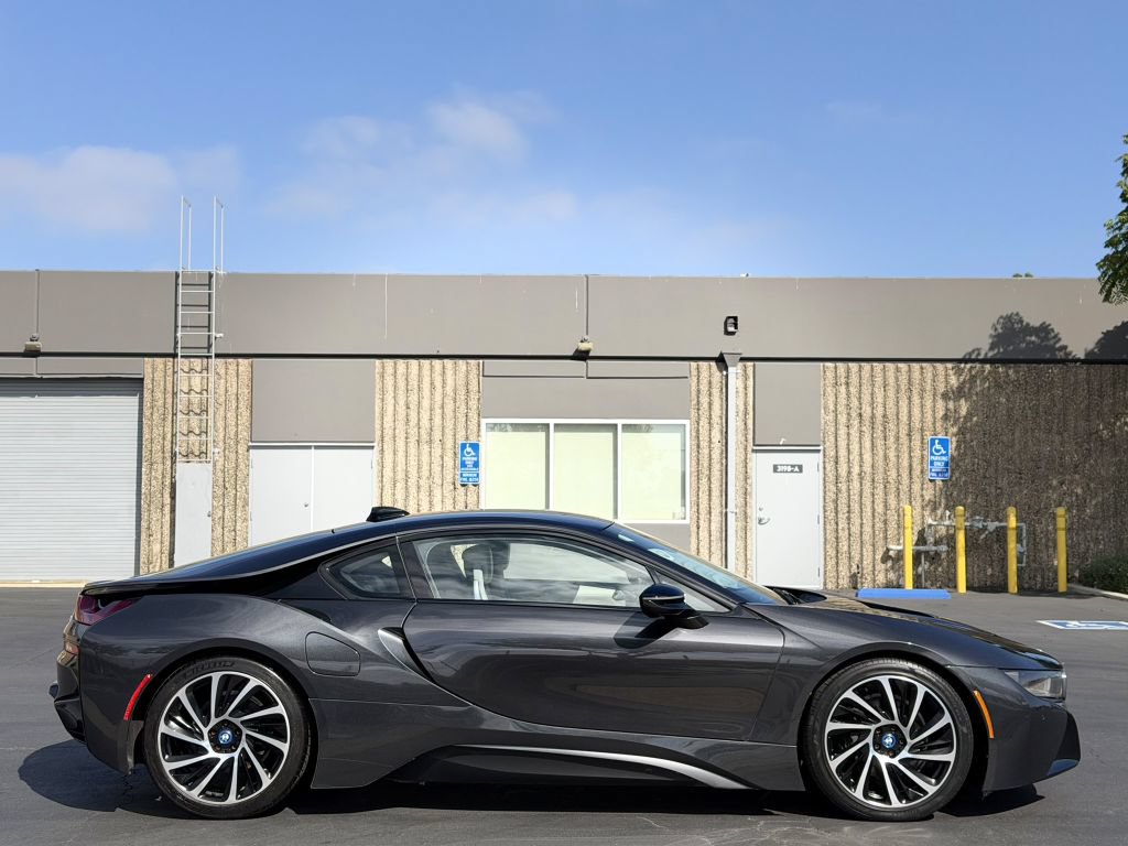 Used 2016 BMW i8 AWD/4WD image 4