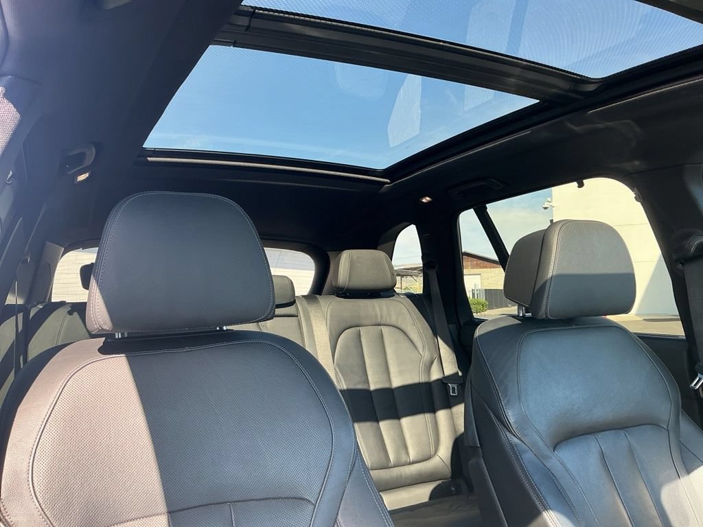 Used 2020 BMW X5 M50i w/ Executive Package AWD/4WD image 20