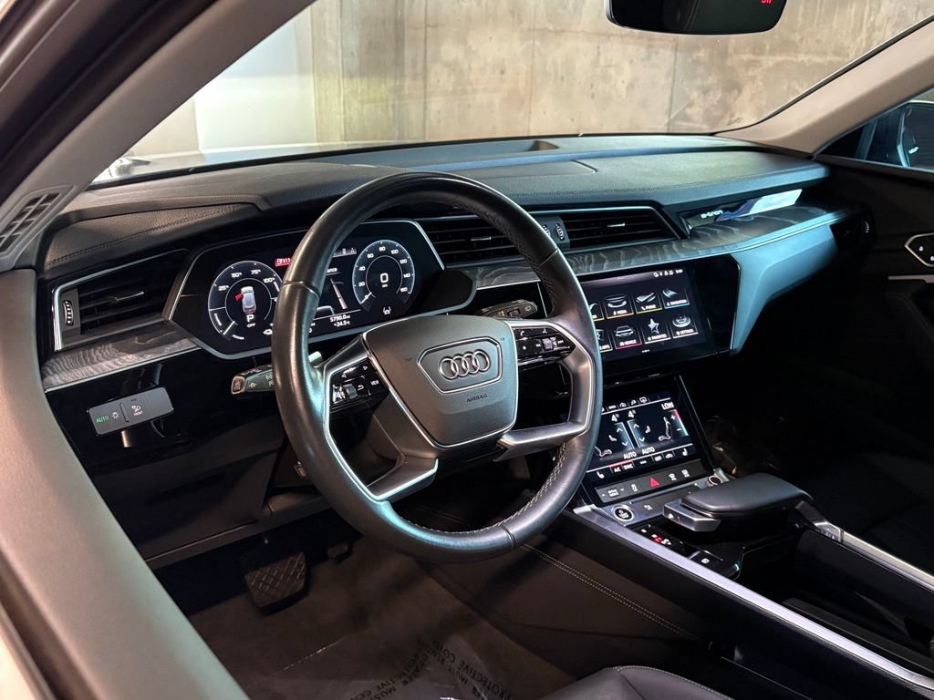 Used 2024 Audi Q8 e-tron Premium AWD/4WD image 4