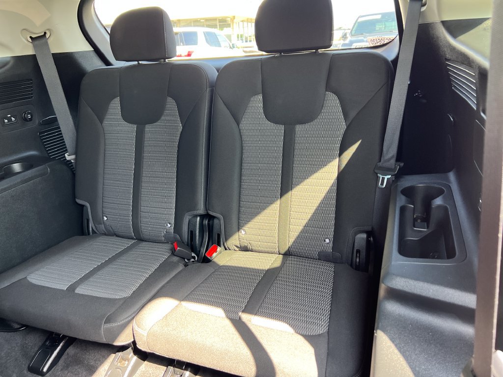 Used 2024 Kia Sorento LX FWD image 25