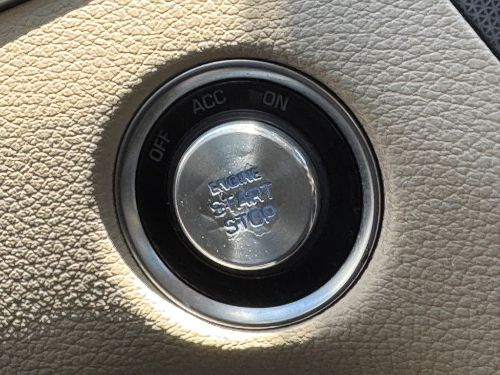 Used 2015 Hyundai Genesis 5.0 image 33