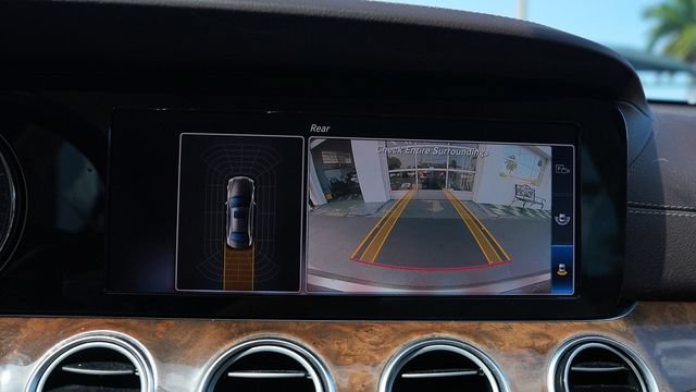 Used 2018 Mercedes-Benz E 300 4MATIC image 34