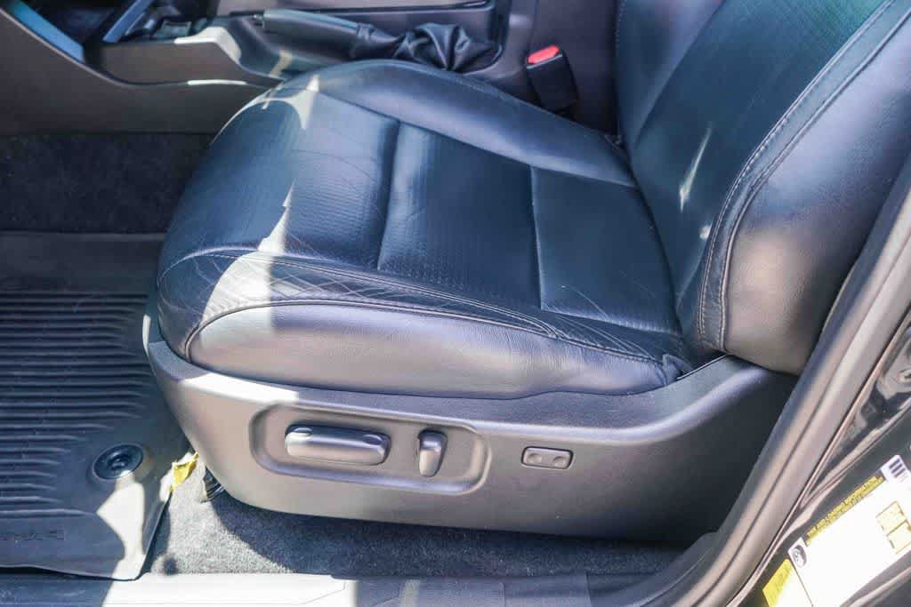 Used 2021 Toyota Tacoma TRD Off-Road w/ TRD Premium Off Road Package AWD/4WD image 20