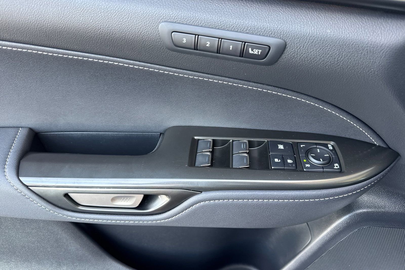 Certified 2025 Lexus NX 350h AWD w/ Cold Area Package image 12