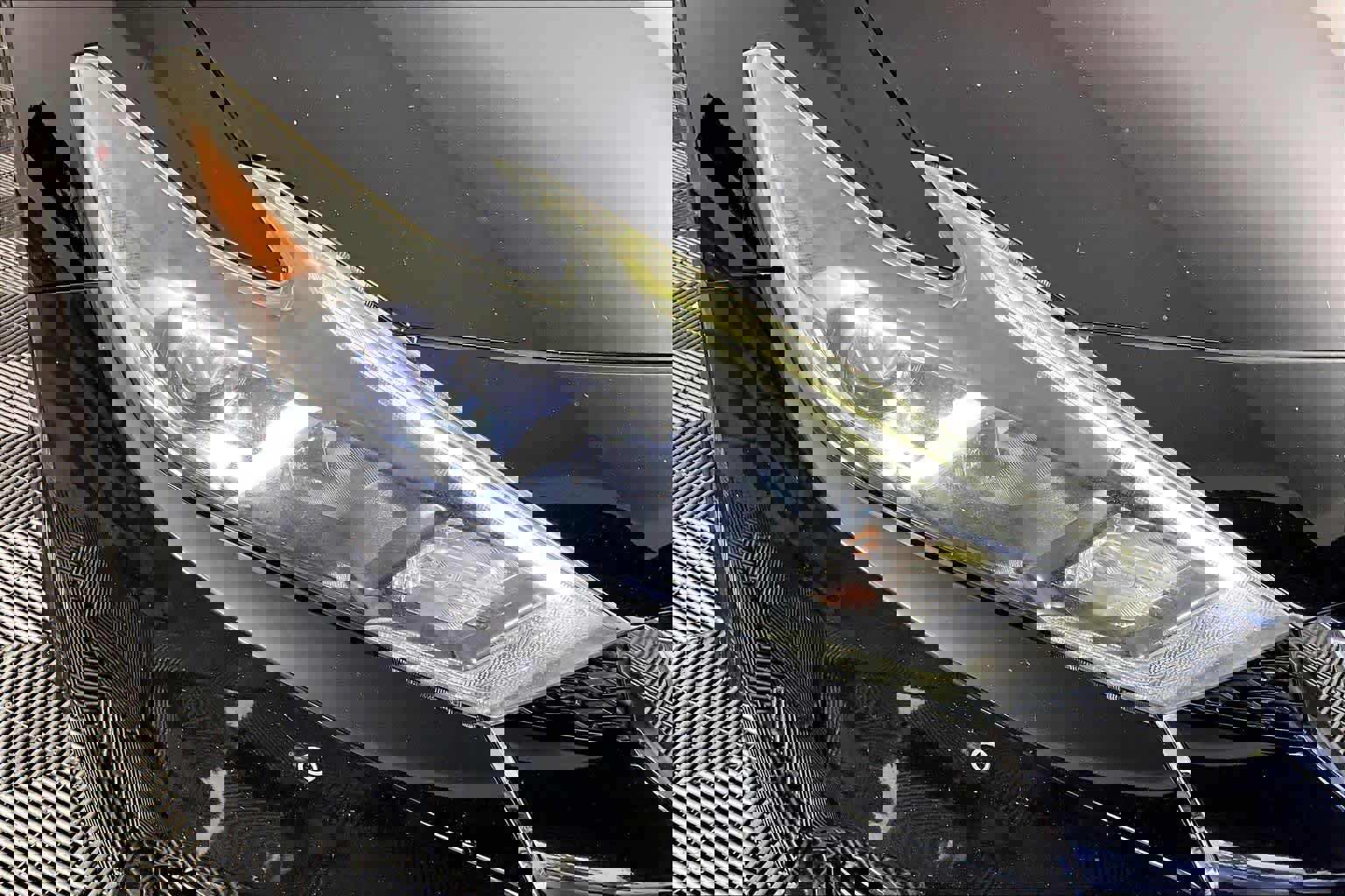 Used 2016 Nissan Maxima SR w/ Interior Lighting Package image 30