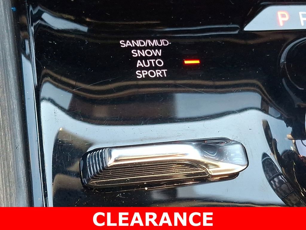 Used 2023 Jeep Wagoneer L Series II image 23