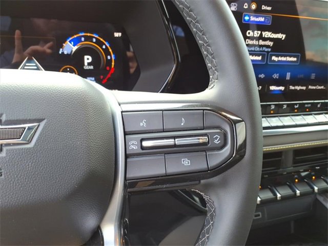 Used 2024 Chevrolet Colorado ZR2 w/ Technology Package image 19